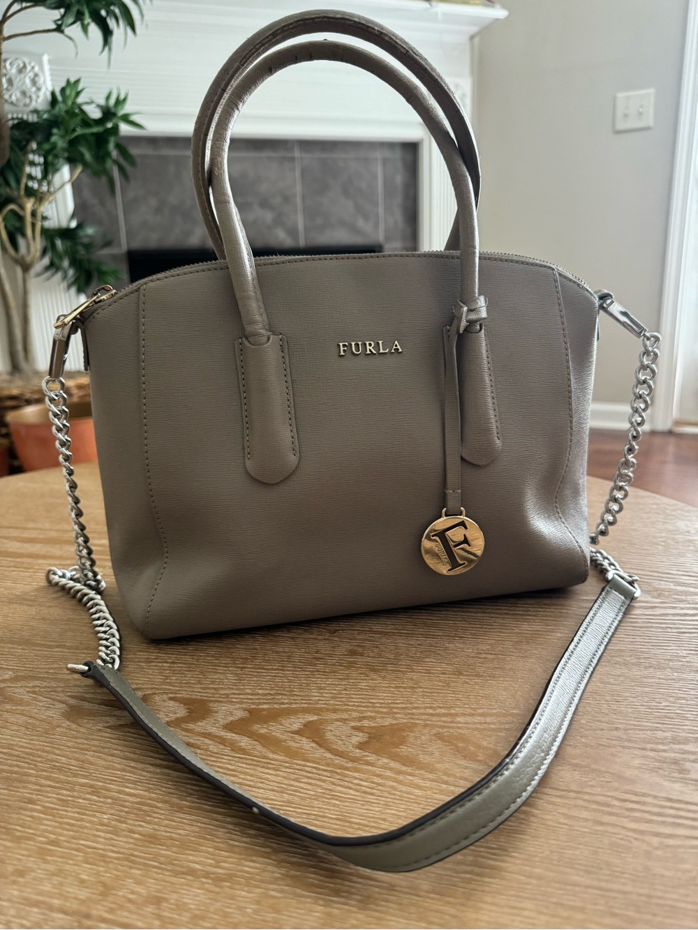 Authentic Furla Tessa Saffiano Grey  satchel/bag 968431